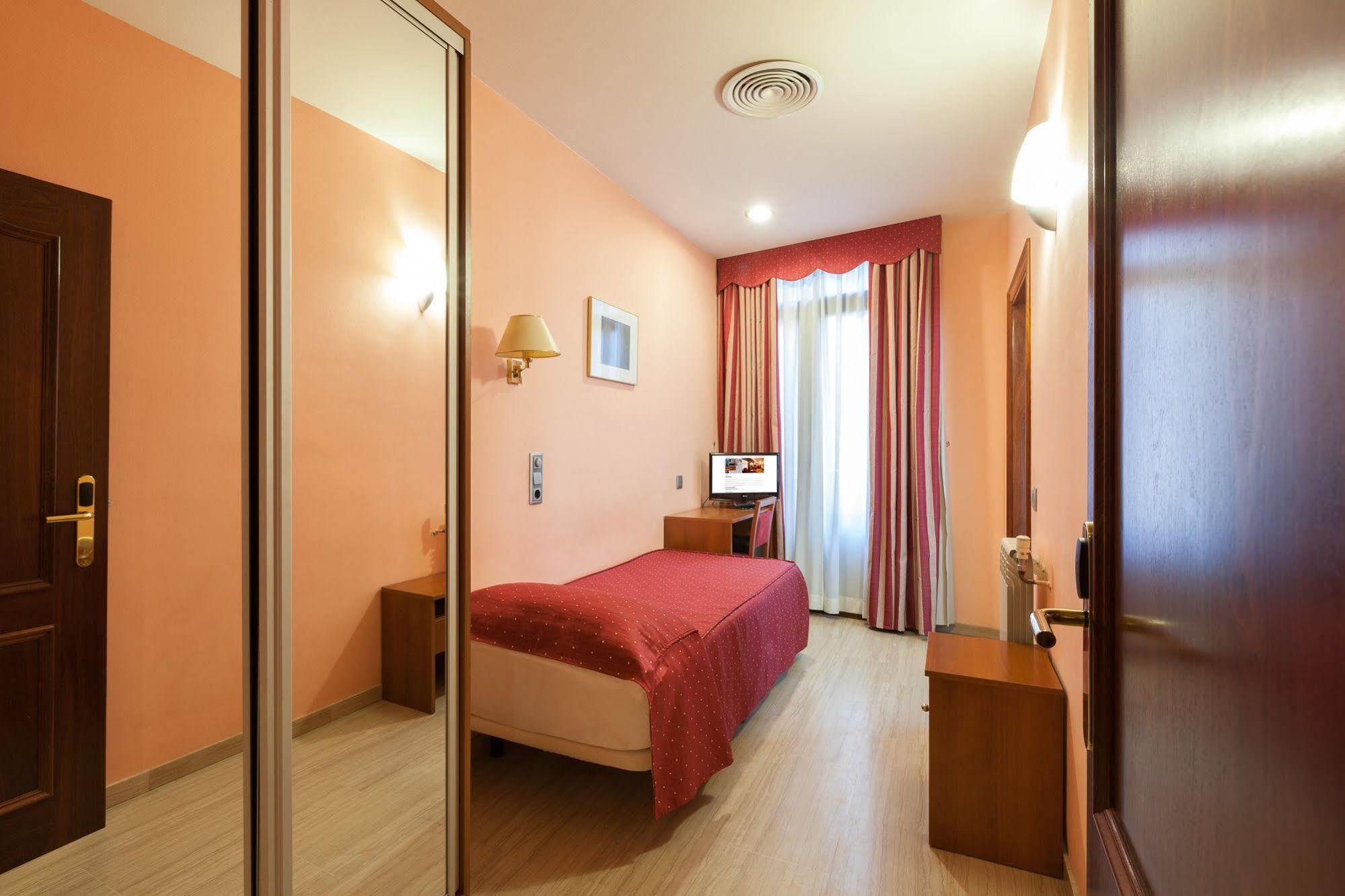 Alba Hotel Barcelona Exterior photo